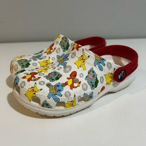 CROCS Kids Pokémon Clogs - Red and White